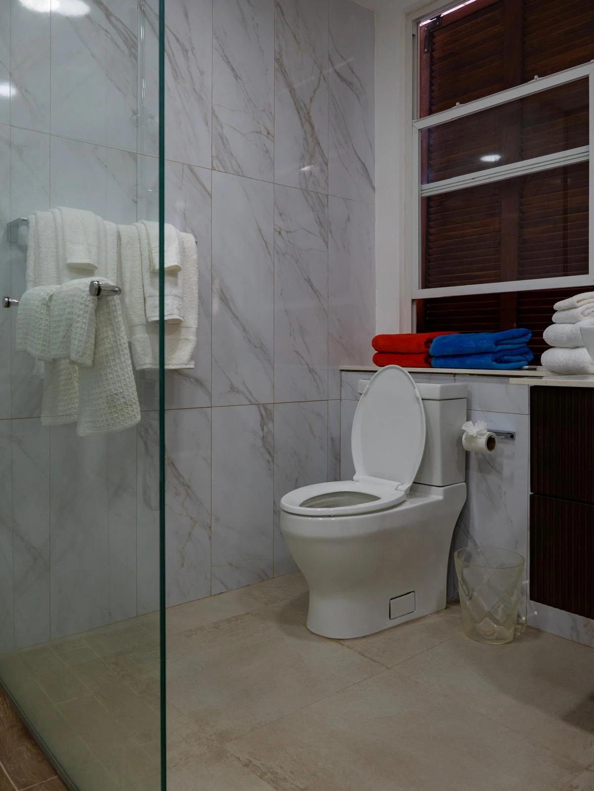 King/Twin Oceanview Suite - View 7