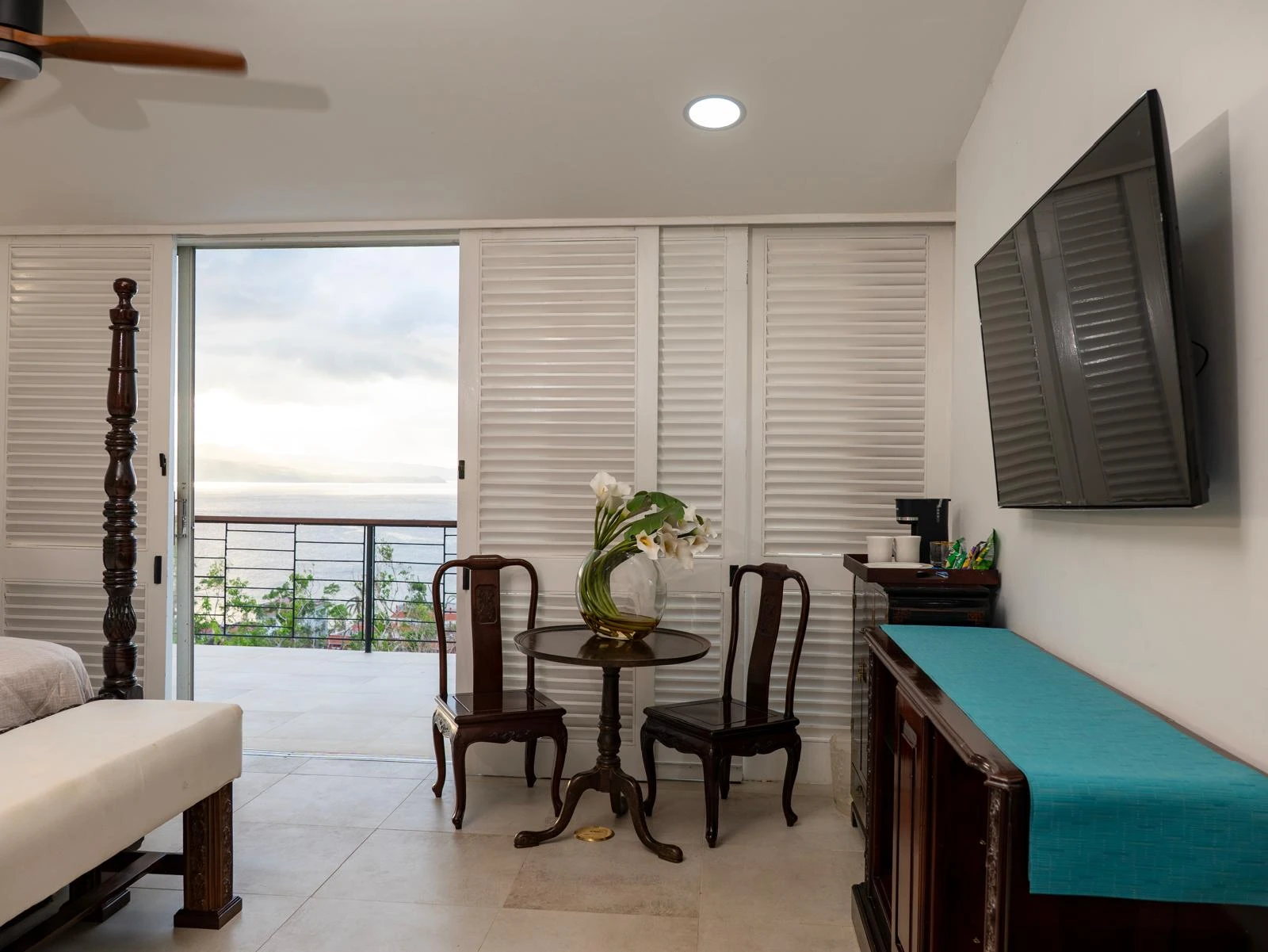 Master Oceanview Suite - View 2
